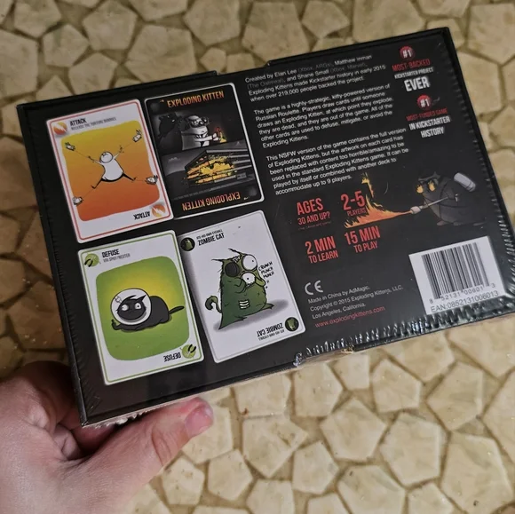 Exploding kittens NSFW deck - Picture 2 of 2